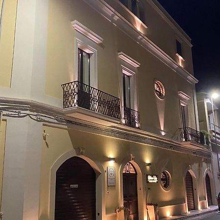 Palazzo Volta Boutique Luxury B&B 나르도 외부 사진