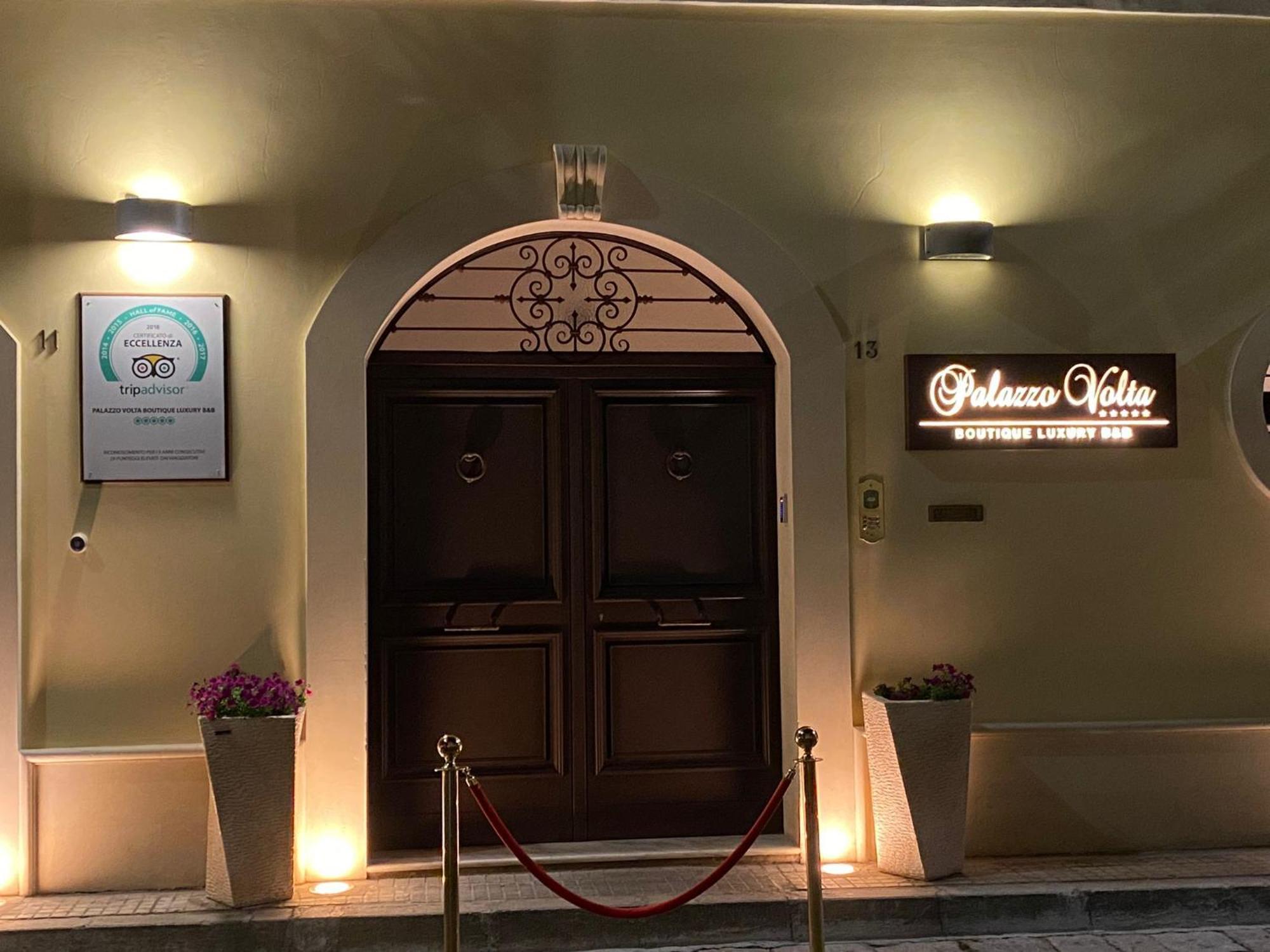 Palazzo Volta Boutique Luxury B&B 나르도 외부 사진