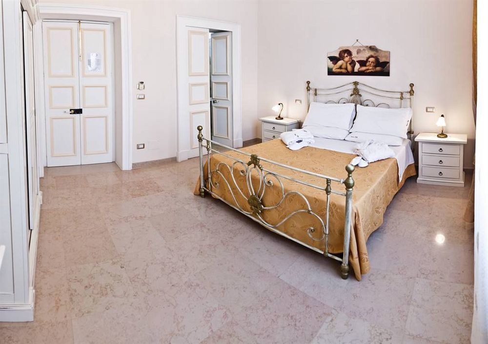 Palazzo Volta Boutique Luxury B&B 나르도 외부 사진